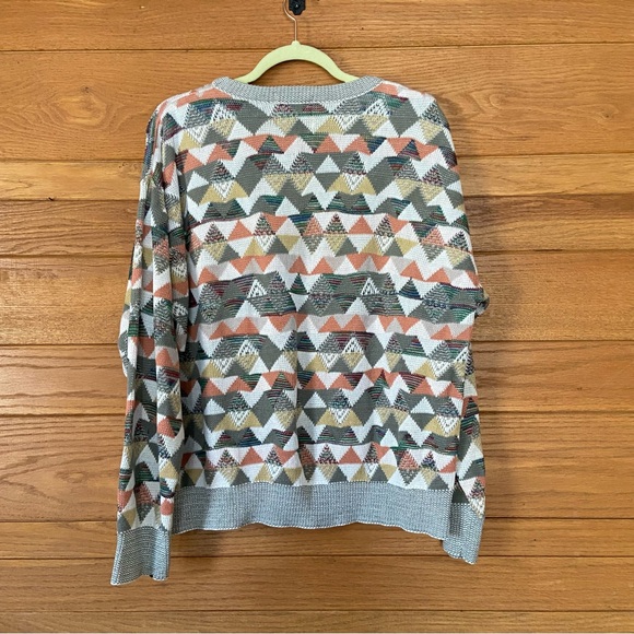 Vintage Towne by London Fog triangle knit sweater - Picture 4 of 5
